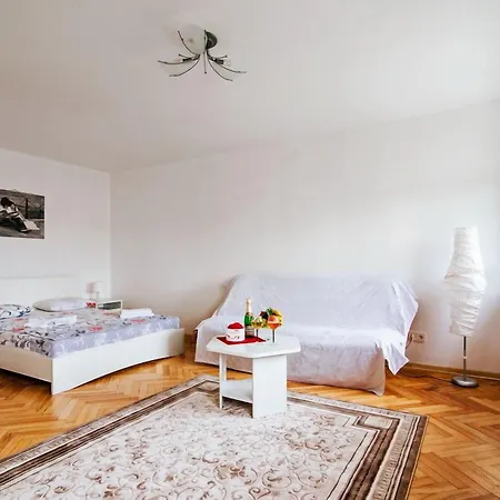 Kvartira Leningradskaya 5 *